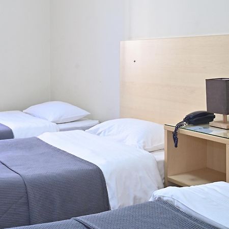 Hotel Kentrikon Chalkís Esterno foto