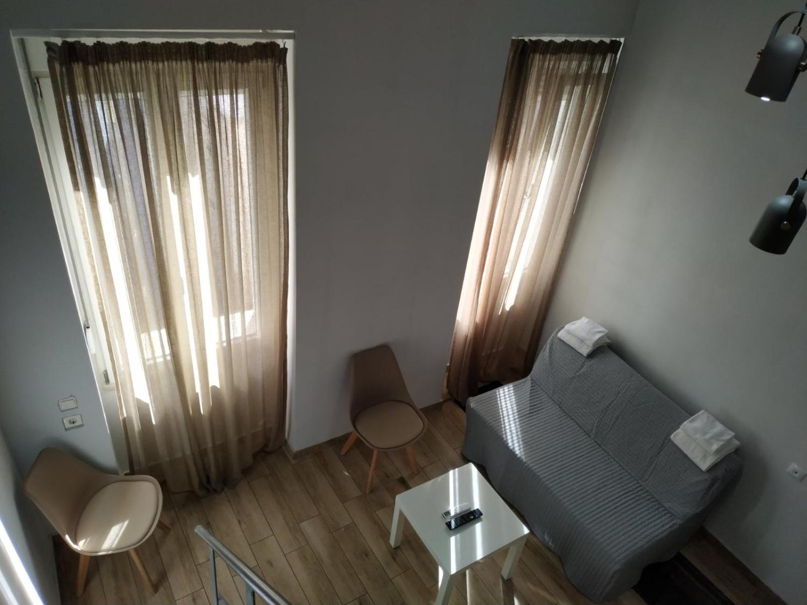 Hotel Kentrikon Chalkís Esterno foto