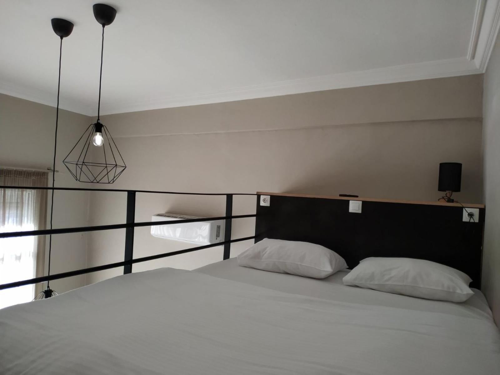 Hotel Kentrikon Chalkís Esterno foto