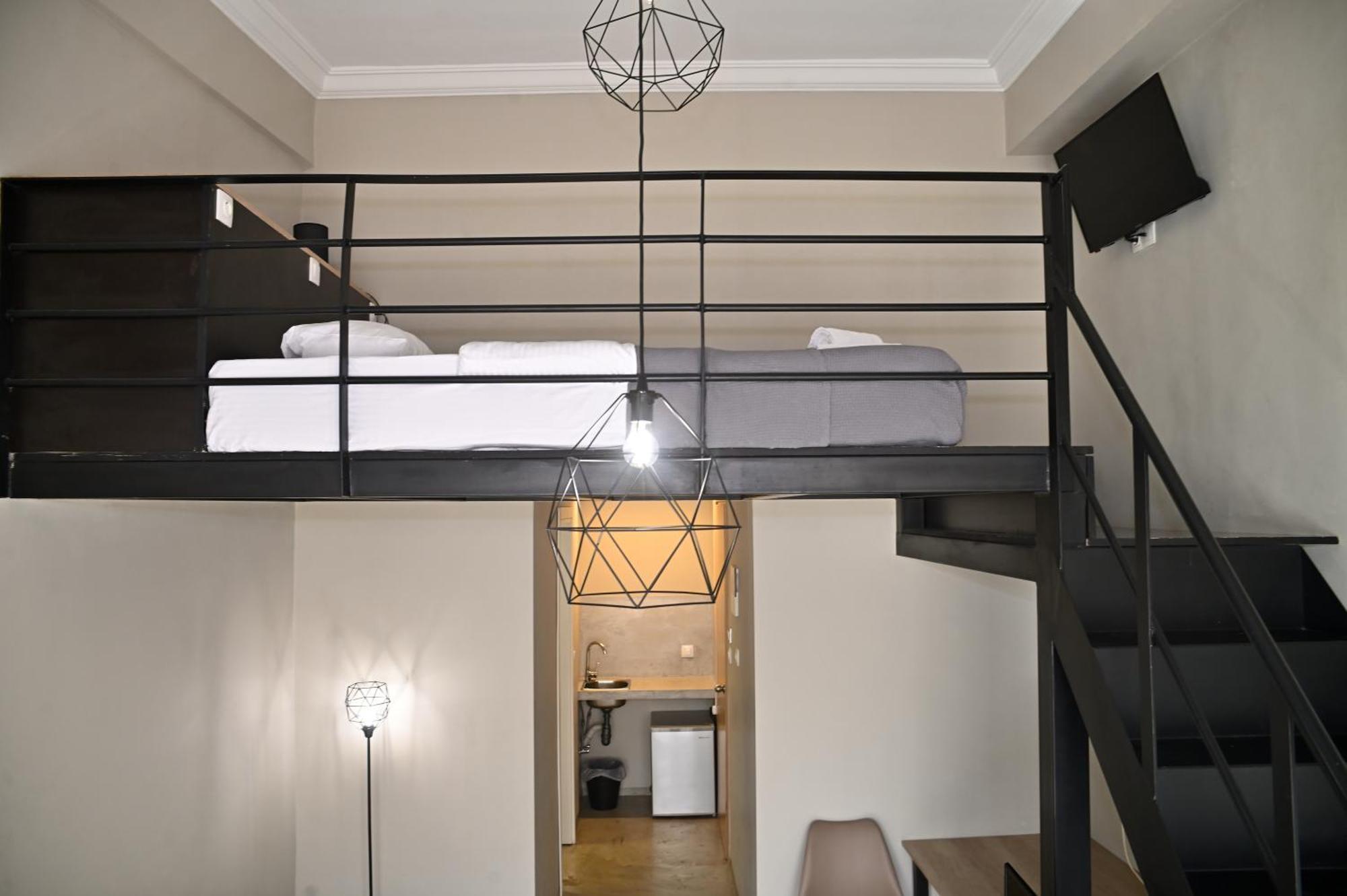 Hotel Kentrikon Chalkís Esterno foto
