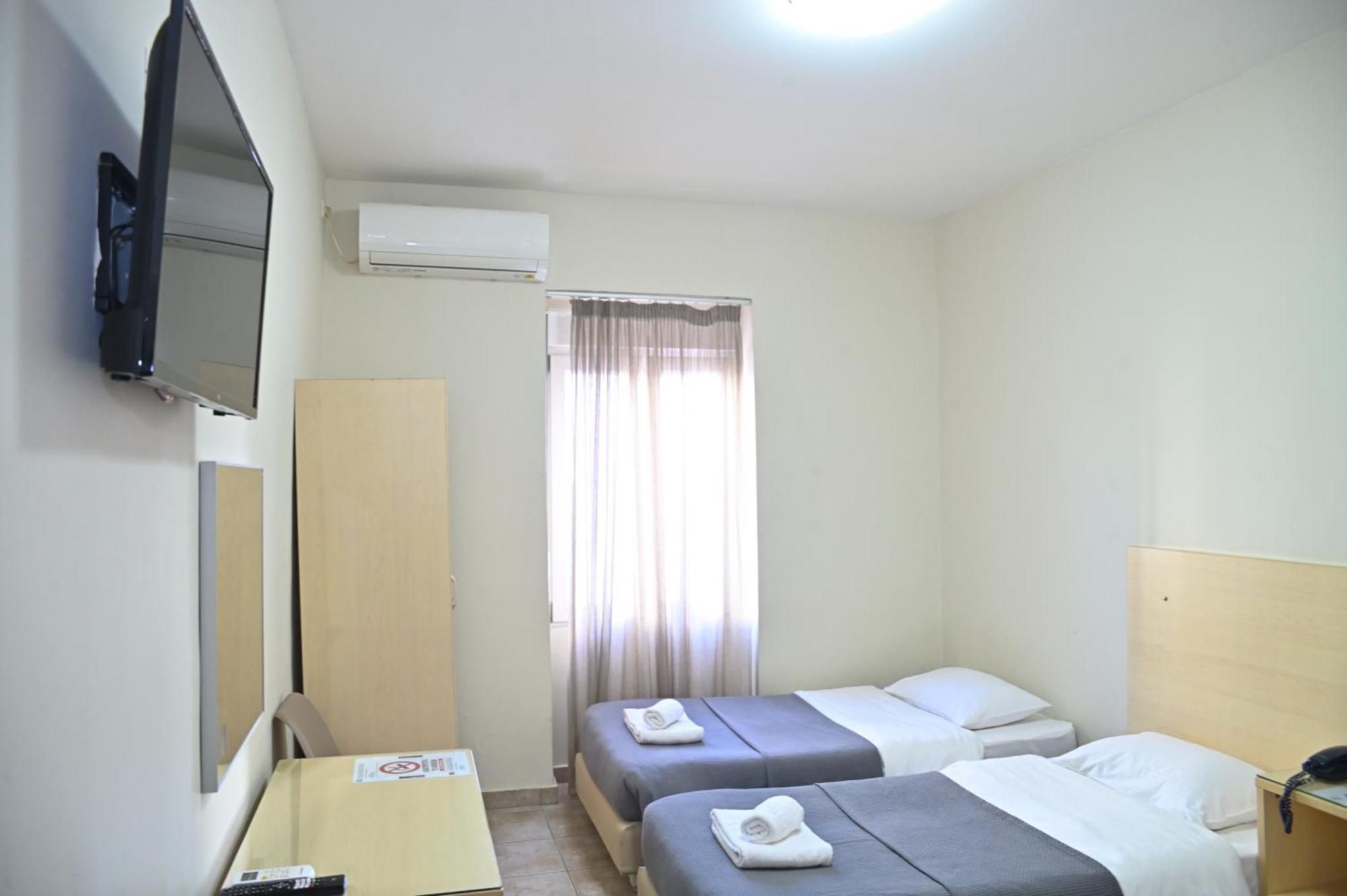 Hotel Kentrikon Chalkís Esterno foto