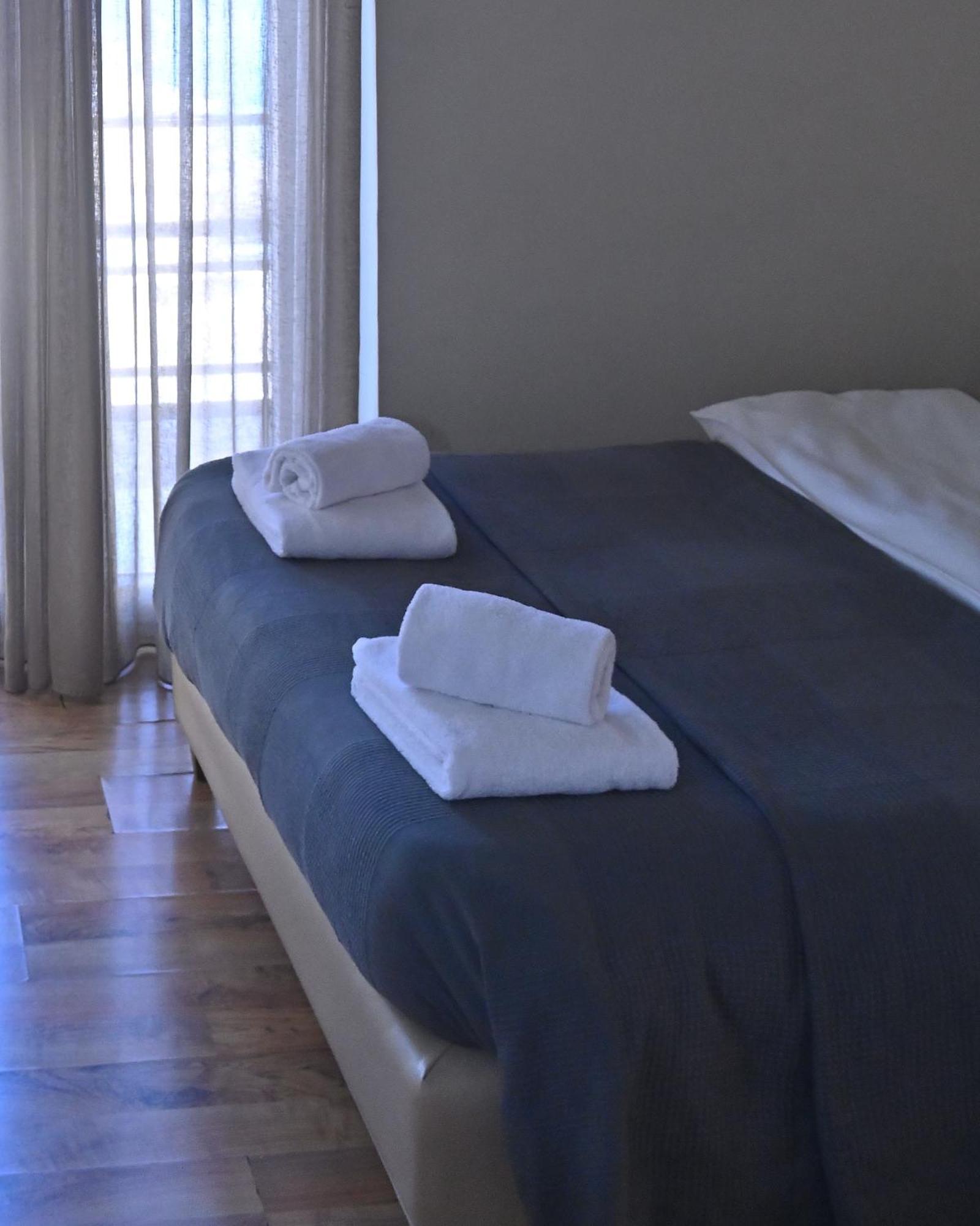 Hotel Kentrikon Chalkís Esterno foto